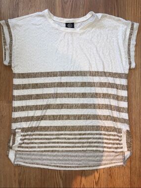 bobeau Cream Lightweight Short Sleeve Top